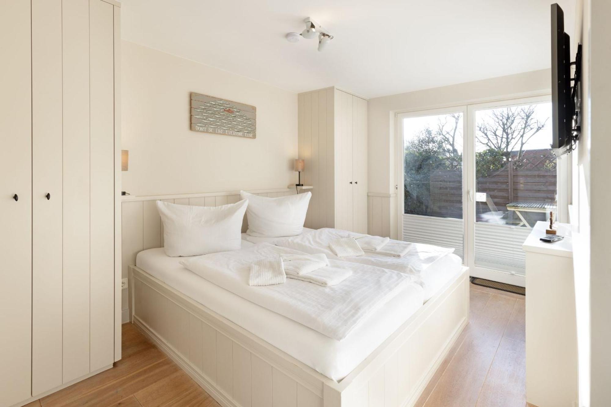 Lister Eck 1 Apartment